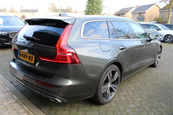 Volvo V60 T5 Geartronic Inscription 184 kW image number 2