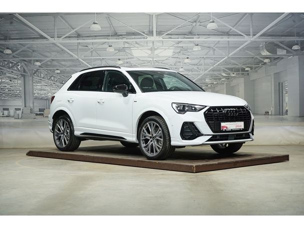 Audi Q3 40 TFSI quattro S-line 140 kW image number 2