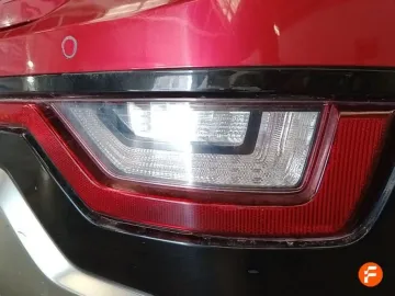 Car image 28