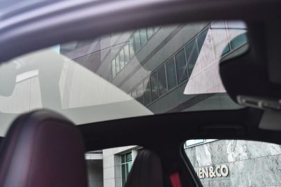 Car image 43