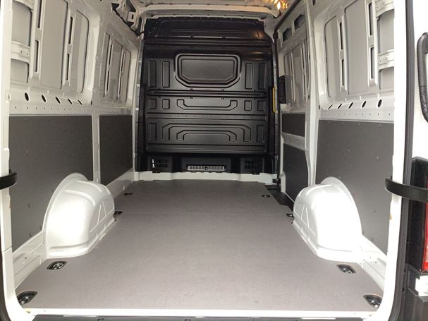 Volkswagen Crafter 35 TDI 103 kW image number 12