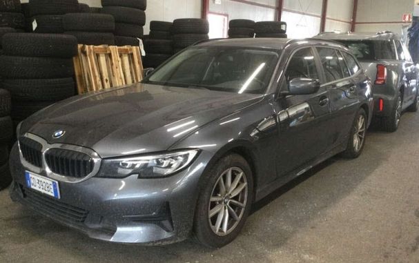 BMW 318d Touring 110 kW image number 1