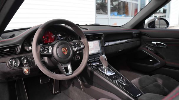 Porsche 991 Carrera 4 GTS Cabrio 332 kW image number 6