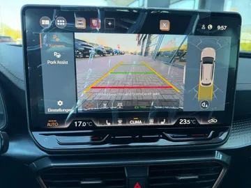 Car image 25