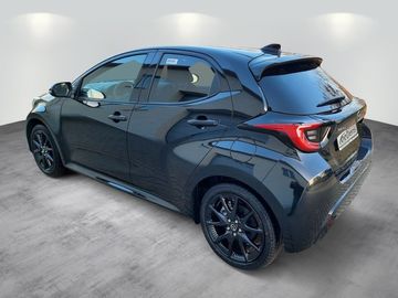 Car image 5