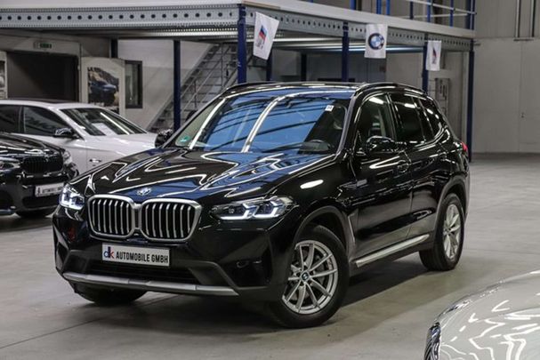 BMW X3 xDrive 210 kW image number 1