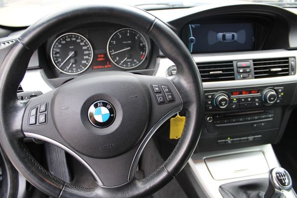 BMW 318i 105 kW image number 8