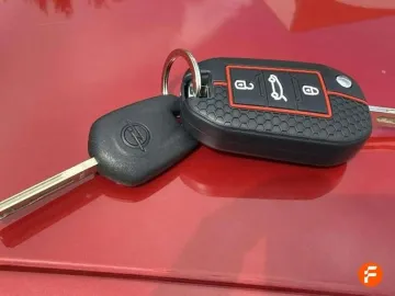 Car image 21