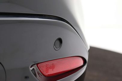 Car image 36