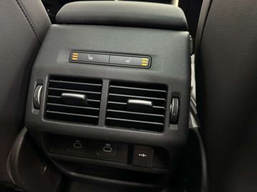 Car image 48