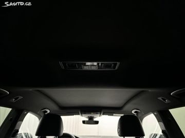 Car image 38