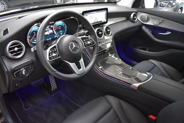 Mercedes-Benz GLC 300 de 225 kW image number 23