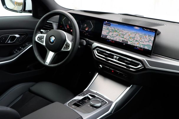 BMW 320i xDrive 135 kW image number 26