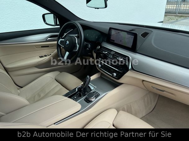 BMW 530d Touring xDrive 195 kW image number 11