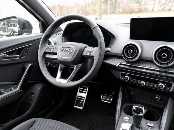 Audi Q2 35 TFSI S-line 110 kW image number 3