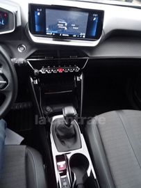 Car image 31