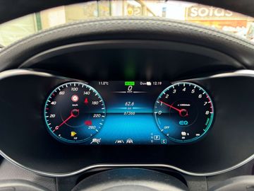 Car image 32