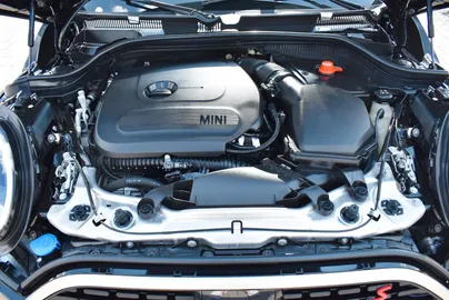 Car image 31