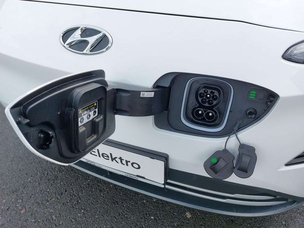 Hyundai Kona 100 kW image number 15