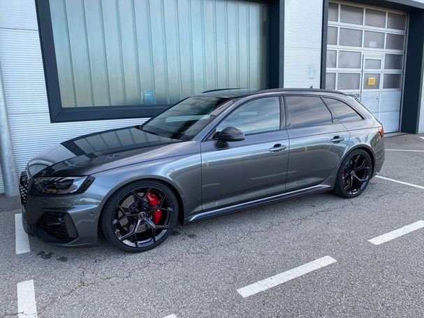 Audi RS4 TFSI Avant 331 kW image number 1