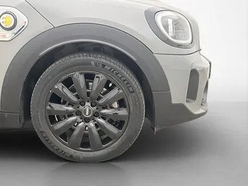 Car image 31