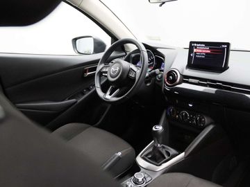 Car image 37