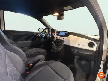 Car image 27