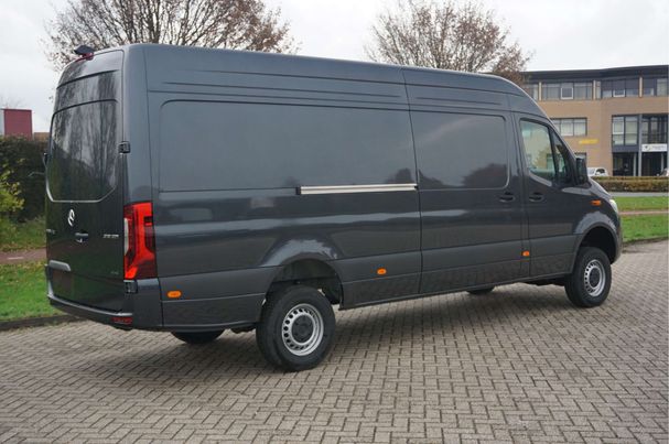 Mercedes-Benz Sprinter 319 CDI 140 kW image number 4