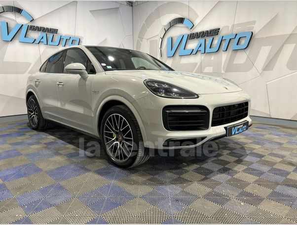 Porsche Cayenne Coupe E-Hybrid Tiptronic 340 kW image number 2