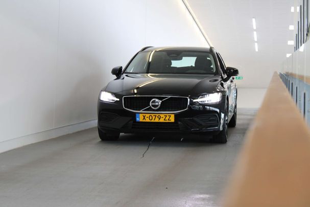 Volvo V60 B3 Essential 120 kW image number 50