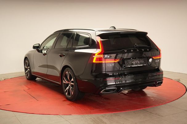 Volvo V60 D4 Geartronic R-Design 140 kW image number 4