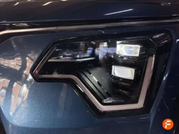 Car image 28