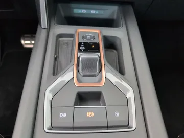 Car image 49