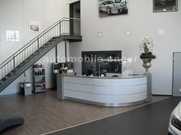 Car image 35