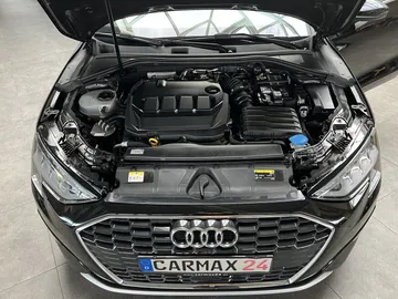Car image 28