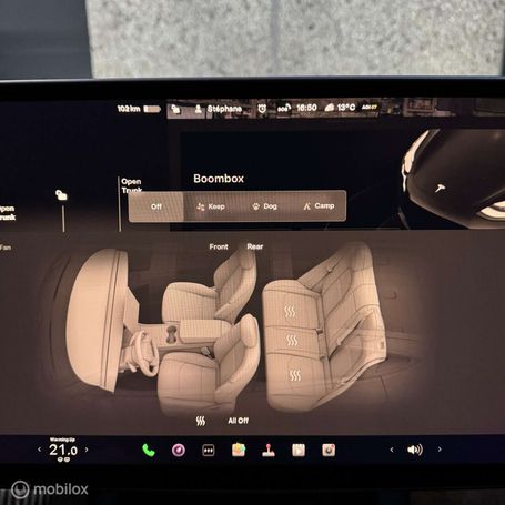 Tesla Model Y 220 kW image number 17