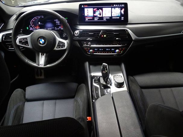 BMW 520d xDrive 140 kW image number 6