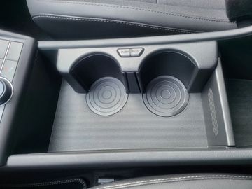 Car image 33