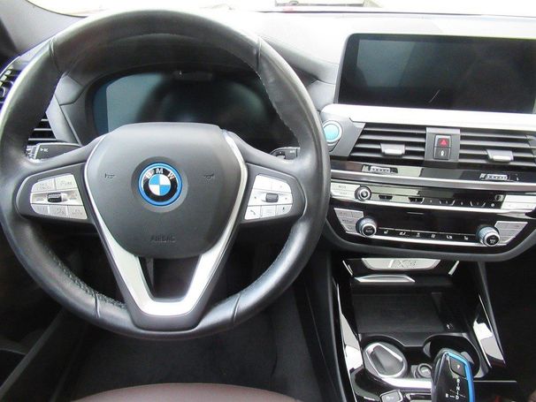 BMW iX3 210 kW image number 6