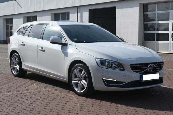 Volvo V60 AWD 212 kW image number 8