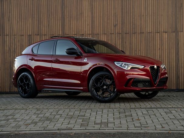 Alfa Romeo Stelvio V6 2.9 Quadrifoglio 375 kW image number 13