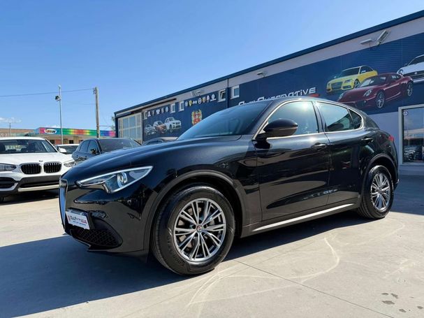 Alfa Romeo Stelvio 2.2 Diesel AT8 140 kW image number 1