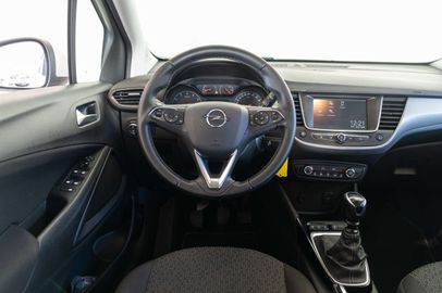 Car image 29