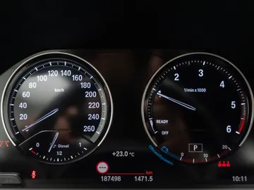 Car image 38