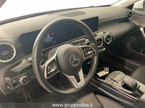 Mercedes-Benz CLA 180 Shooting Brake CLA Brake 85 kW image number 14