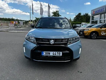 Car image 4