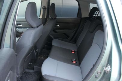 Car image 31