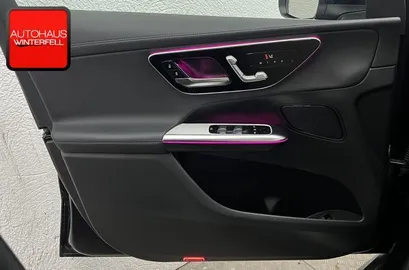 Car image 38