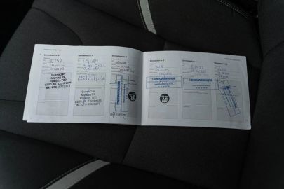 Car image 35