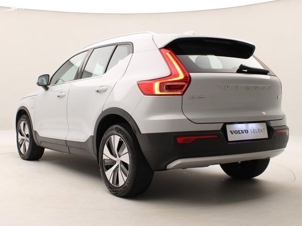 Volvo XC40 Recharge R T4 155 kW image number 10